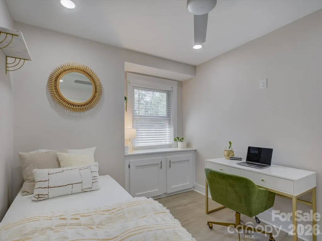 3423 Sudbury Road Charlotte NC 28205