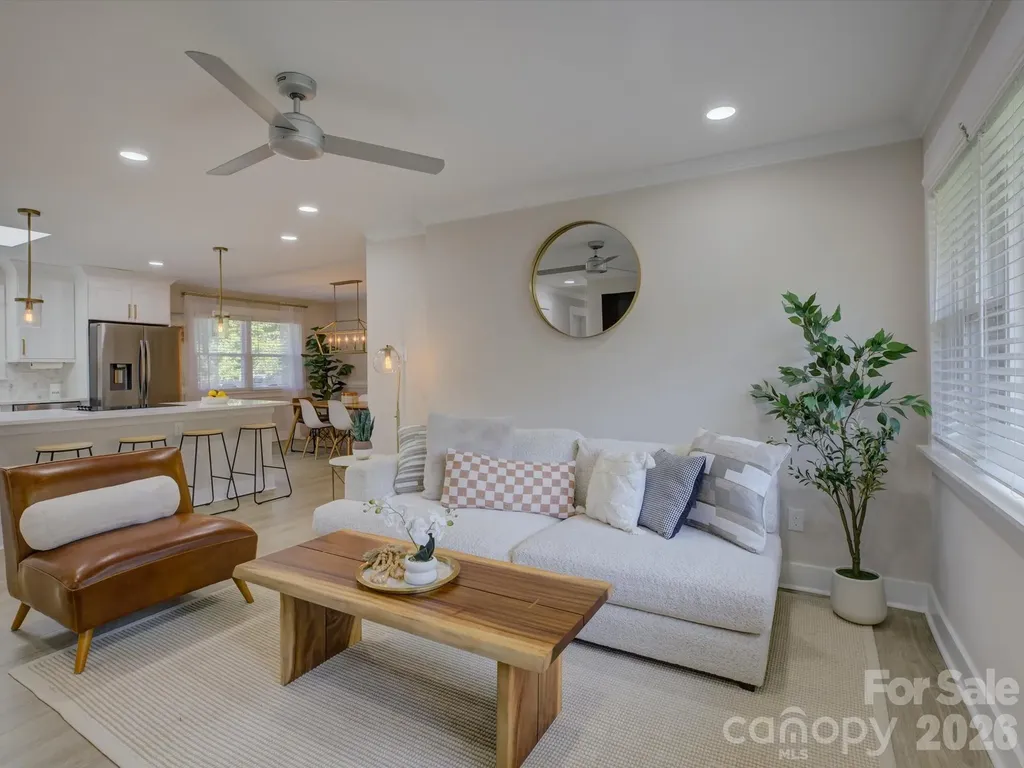 3423 Sudbury Road Charlotte NC 28205