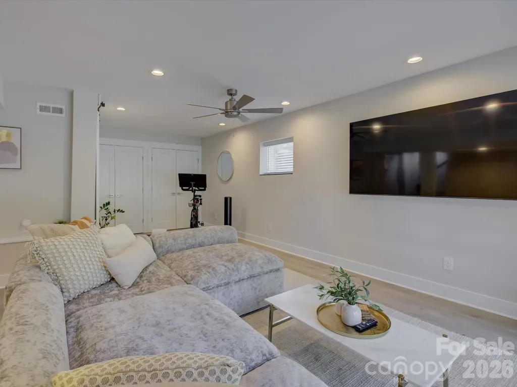 3423 Sudbury Road Charlotte NC 28205
