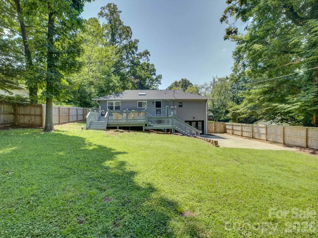 3423 Sudbury Road Charlotte NC 28205