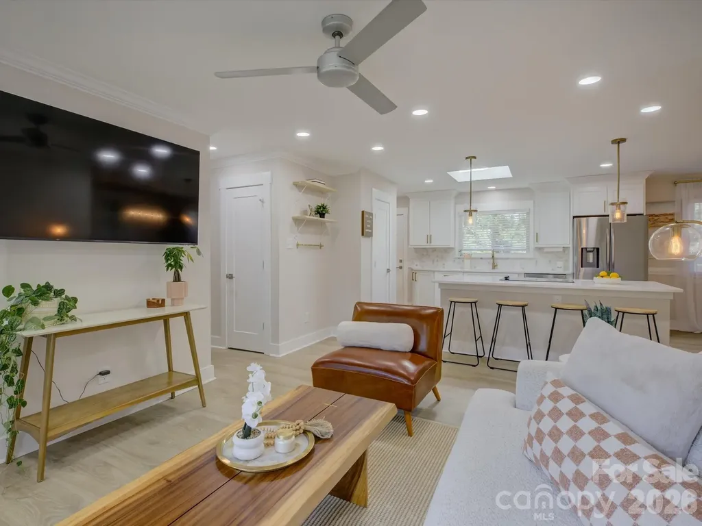 3423 Sudbury Road Charlotte NC 28205