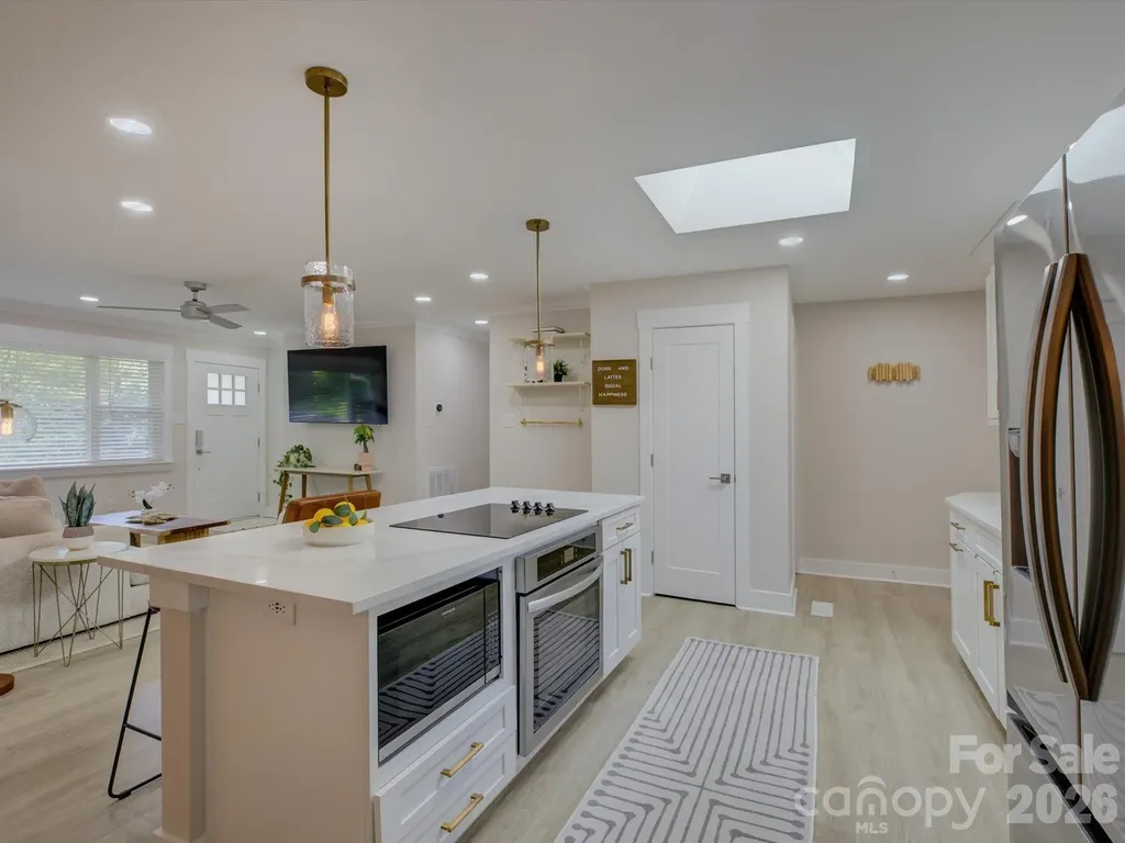 3423 Sudbury Road Charlotte NC 28205