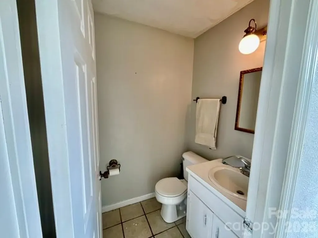 5521 Suttlemyre Lane Hickory NC 28601