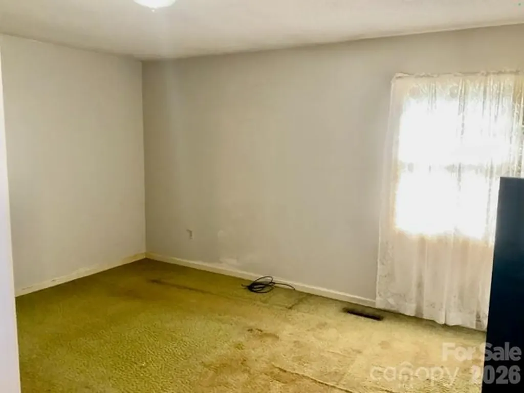 5521 Suttlemyre Lane Hickory NC 28601