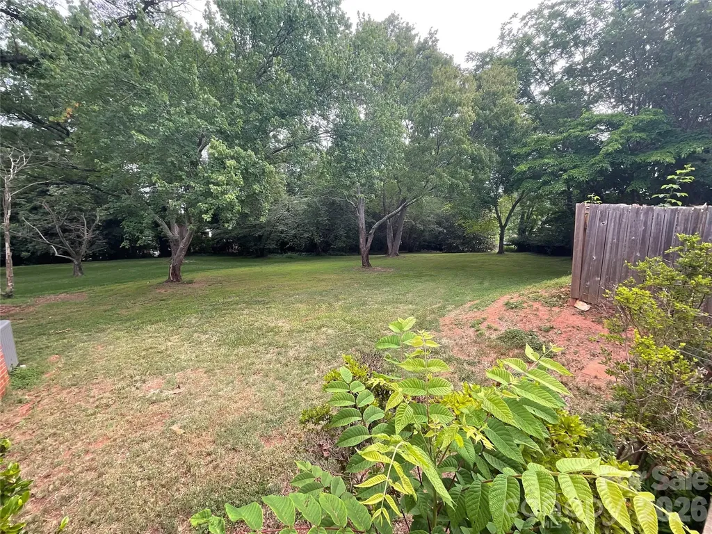 5521 Suttlemyre Lane Hickory NC 28601