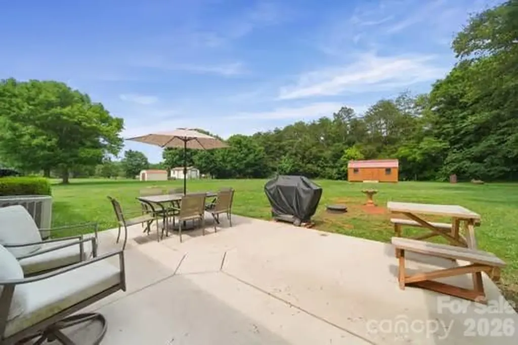 138 Shumaker Drive Statesville NC 28625