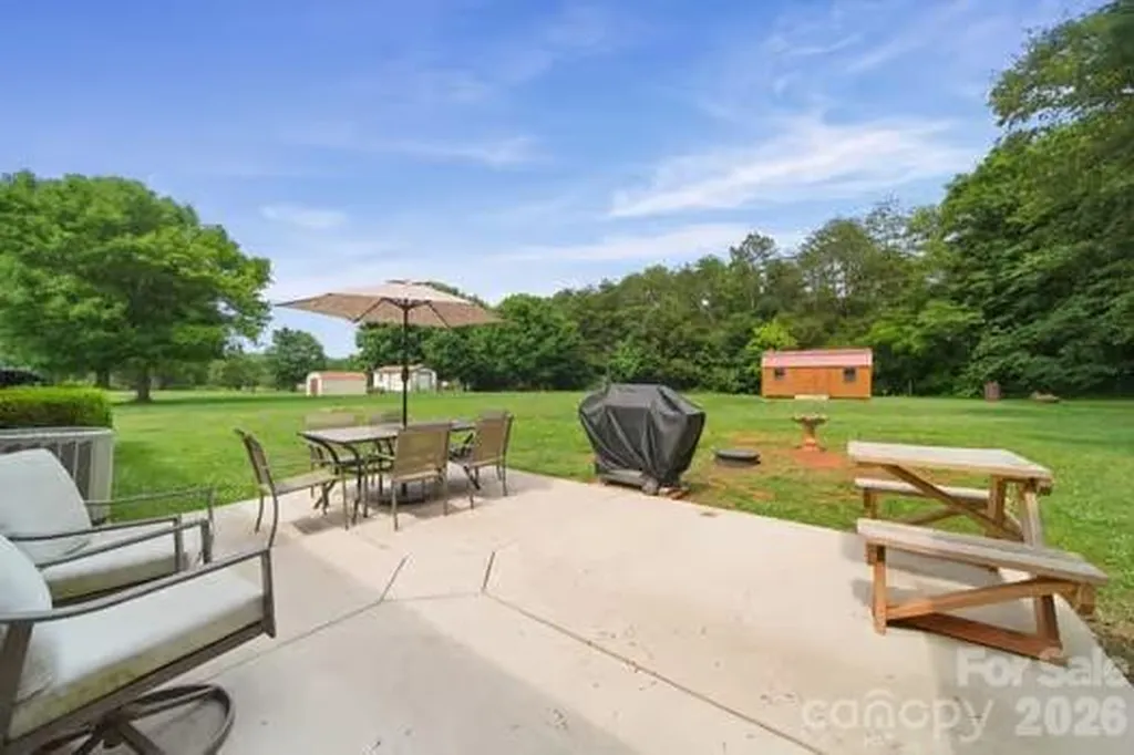 138 Shumaker Drive Statesville NC 28625