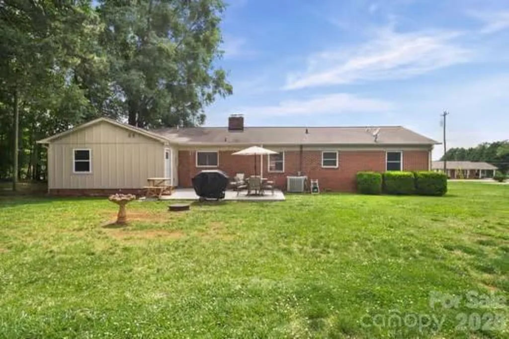 138 Shumaker Drive Statesville NC 28625