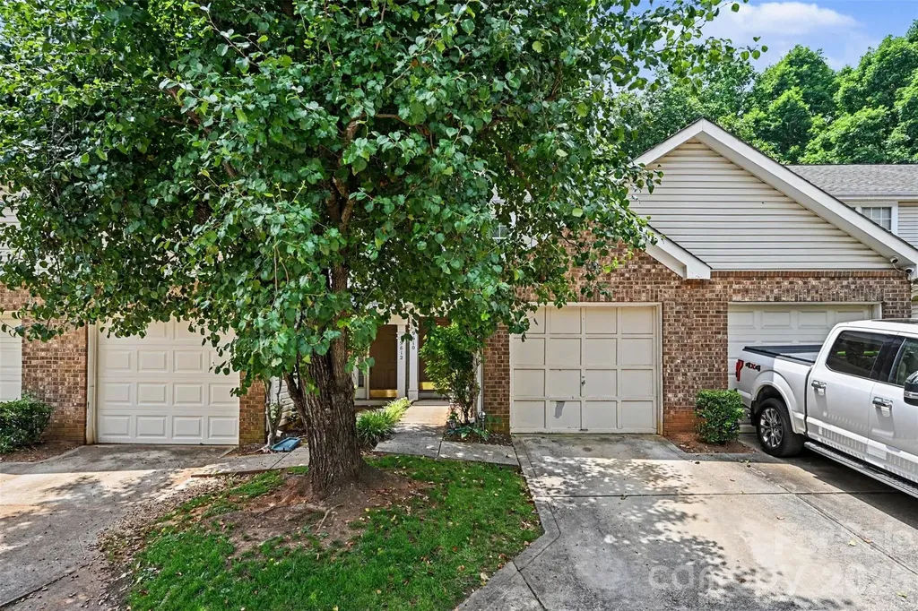 9610 Green Gable Court Charlotte NC 28270