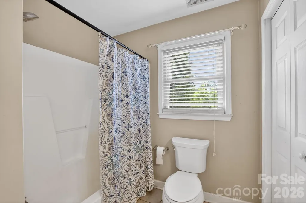 2411 Allendale Circle Lenoir NC 28645