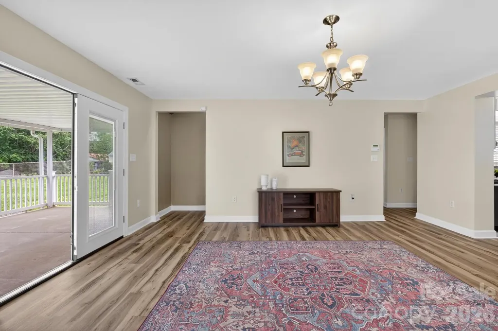 2411 Allendale Circle Lenoir NC 28645