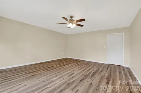 2411 Allendale Circle Lenoir NC 28645