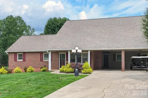 2411 Allendale Circle Lenoir NC 28645