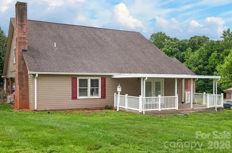 2411 Allendale Circle Lenoir NC 28645