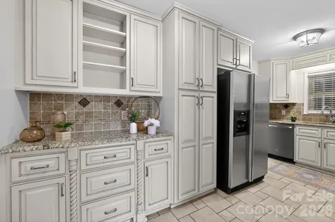 2411 Allendale Circle Lenoir NC 28645