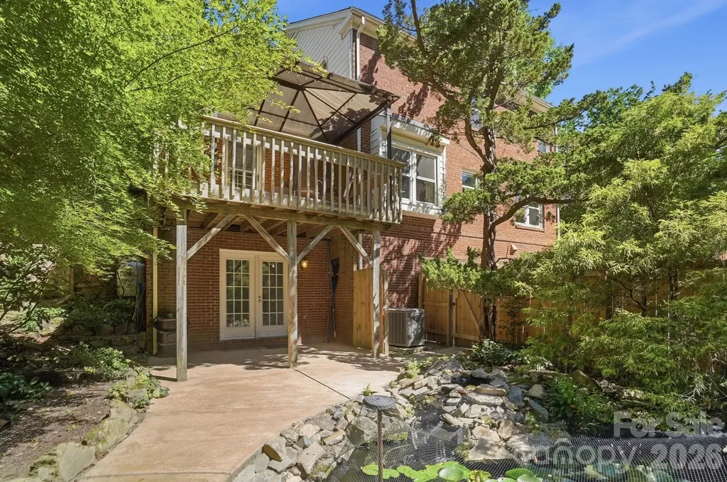 723 Walnut Point Drive Matthews NC 28105