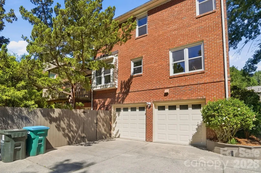 723 Walnut Point Drive Matthews NC 28105