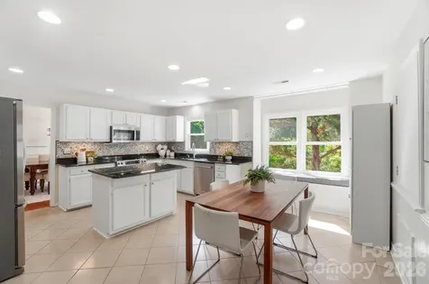 723 Walnut Point Drive Matthews NC 28105
