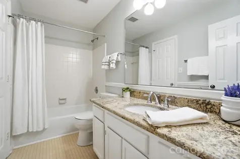 723 Walnut Point Drive Matthews NC 28105