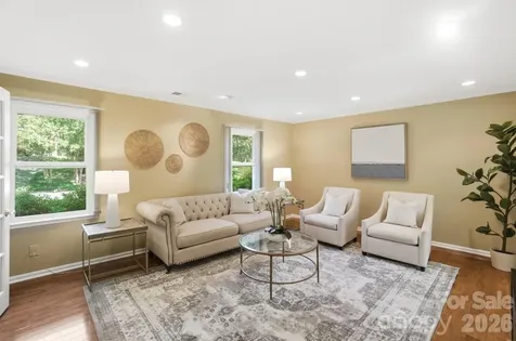 723 Walnut Point Drive Matthews NC 28105