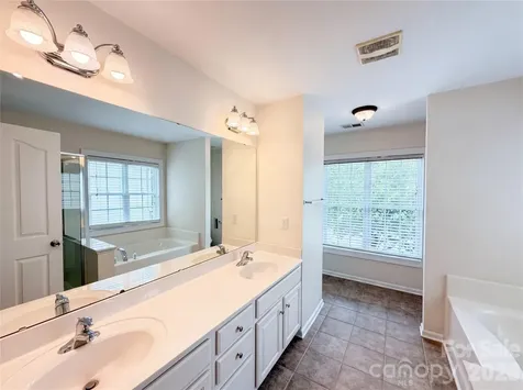 12312 Chesley Drive Charlotte NC 28277