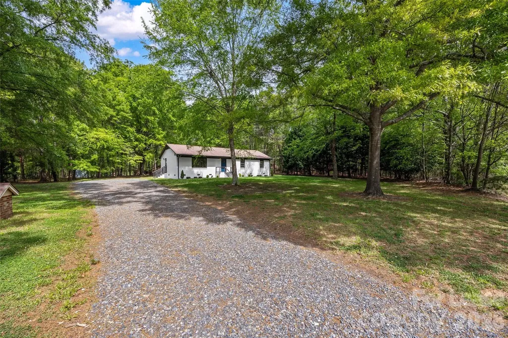 17700 Mckee Road Charlotte NC 28278