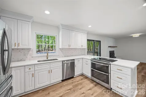 17700 Mckee Road Charlotte NC 28278