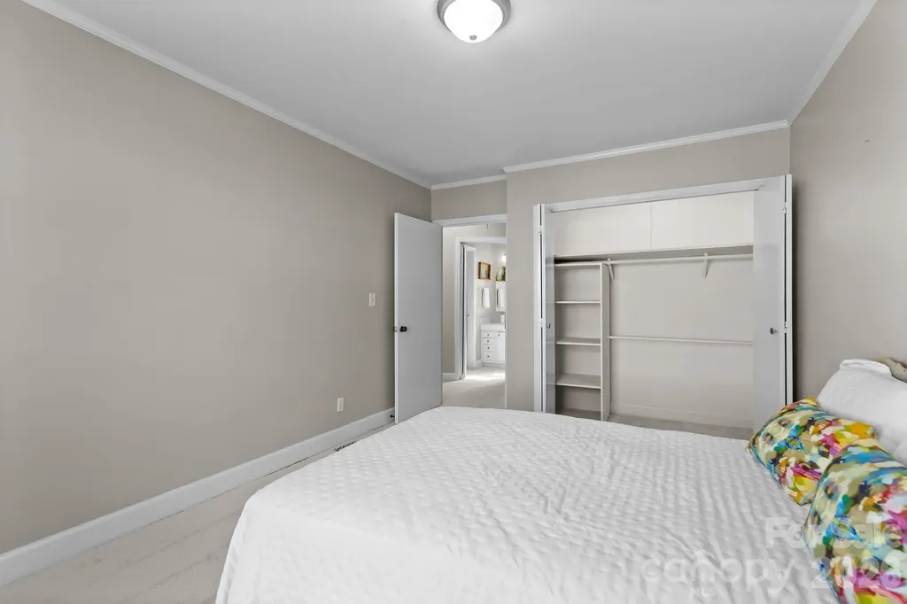 5941 Quail Hollow Road Charlotte NC 28210