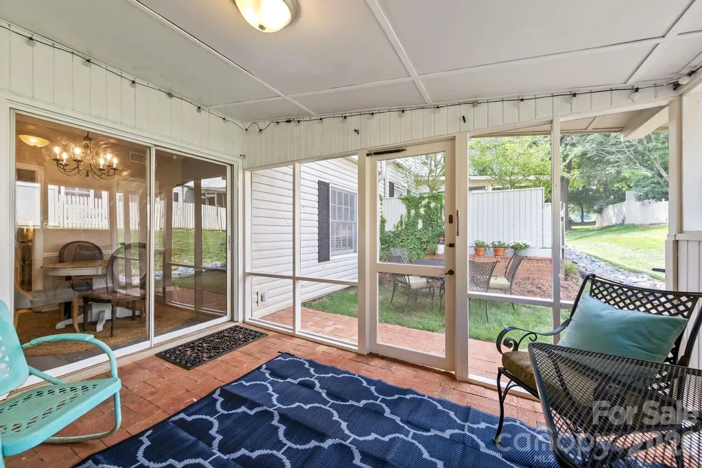 5941 Quail Hollow Road Charlotte NC 28210