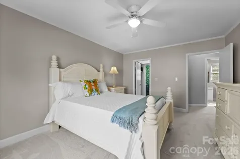 5941 Quail Hollow Road Charlotte NC 28210