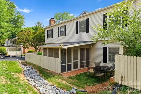 5941 Quail Hollow Road Charlotte NC 28210