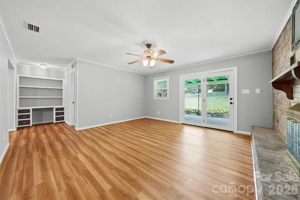 9357 Keller Avenue Hildebran NC 28637