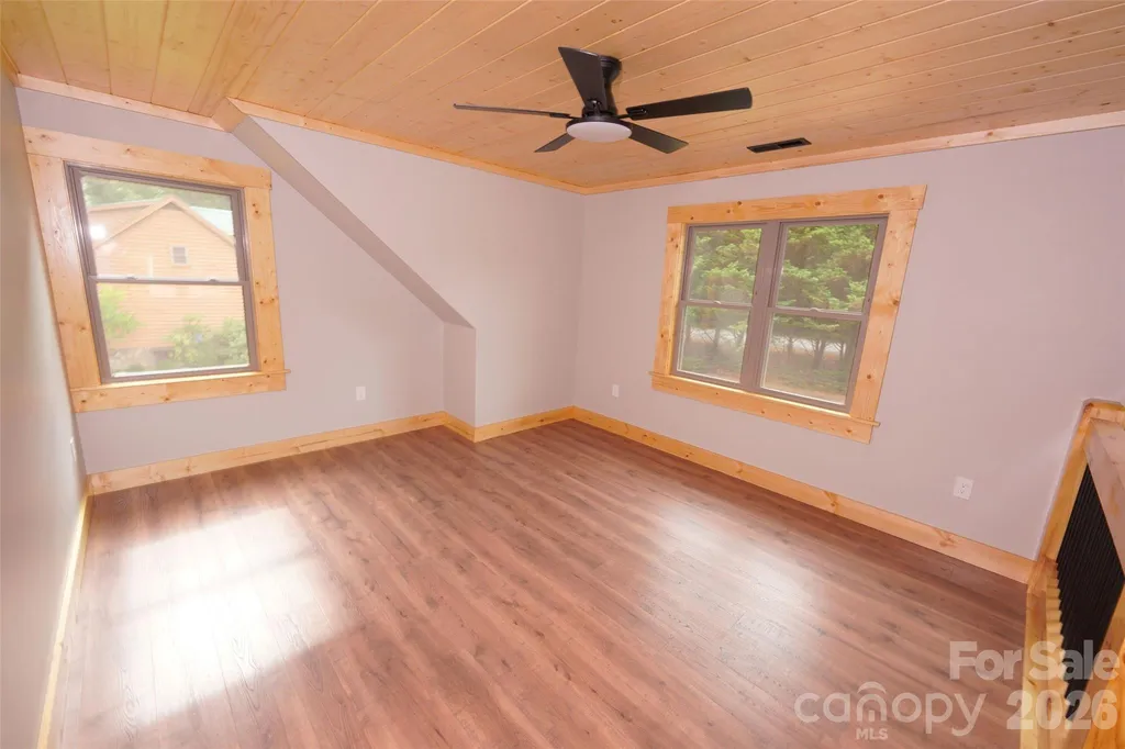 81 Breezy Creek Lane Maggie Valley NC 28751