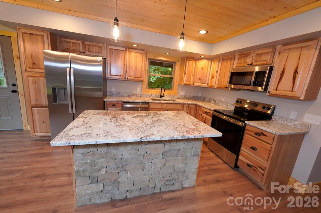 81 Breezy Creek Lane Maggie Valley NC 28751