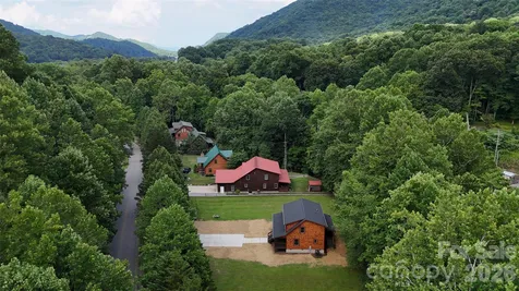 81 Breezy Creek Lane Maggie Valley NC 28751