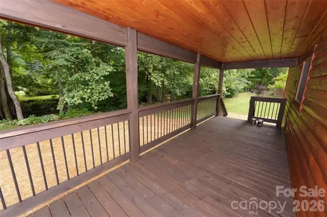81 Breezy Creek Lane Maggie Valley NC 28751
