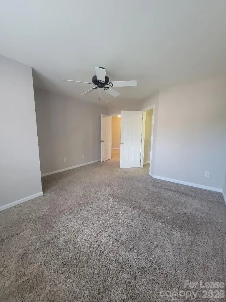 2339 Whitford Lane Charlotte NC 28210