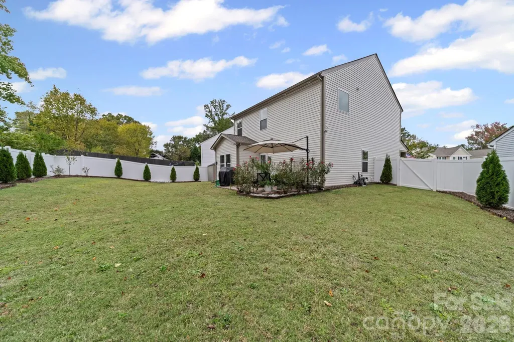 121 Mercer Street Mooresville NC 28115
