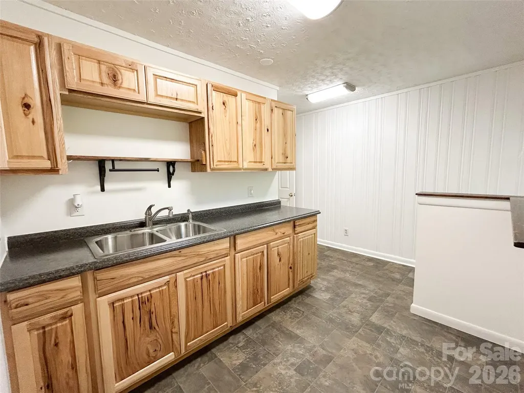 119 Hillcrest Street Shelby NC 28152