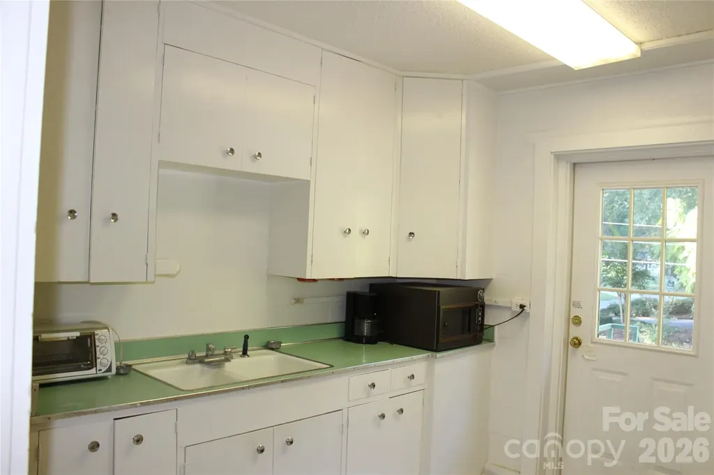 100 Jervey Road Tryon NC 28782