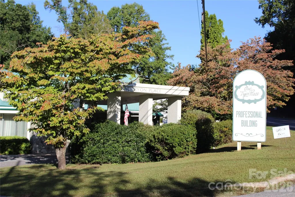 100 Jervey Road Tryon NC 28782