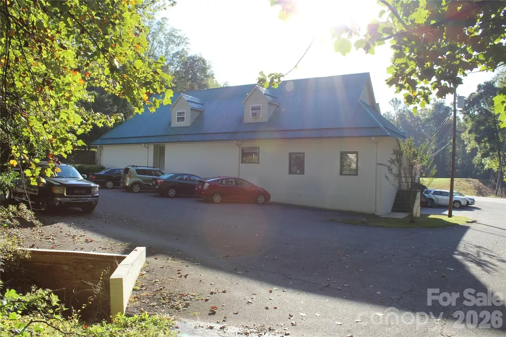 100 Jervey Road Tryon NC 28782