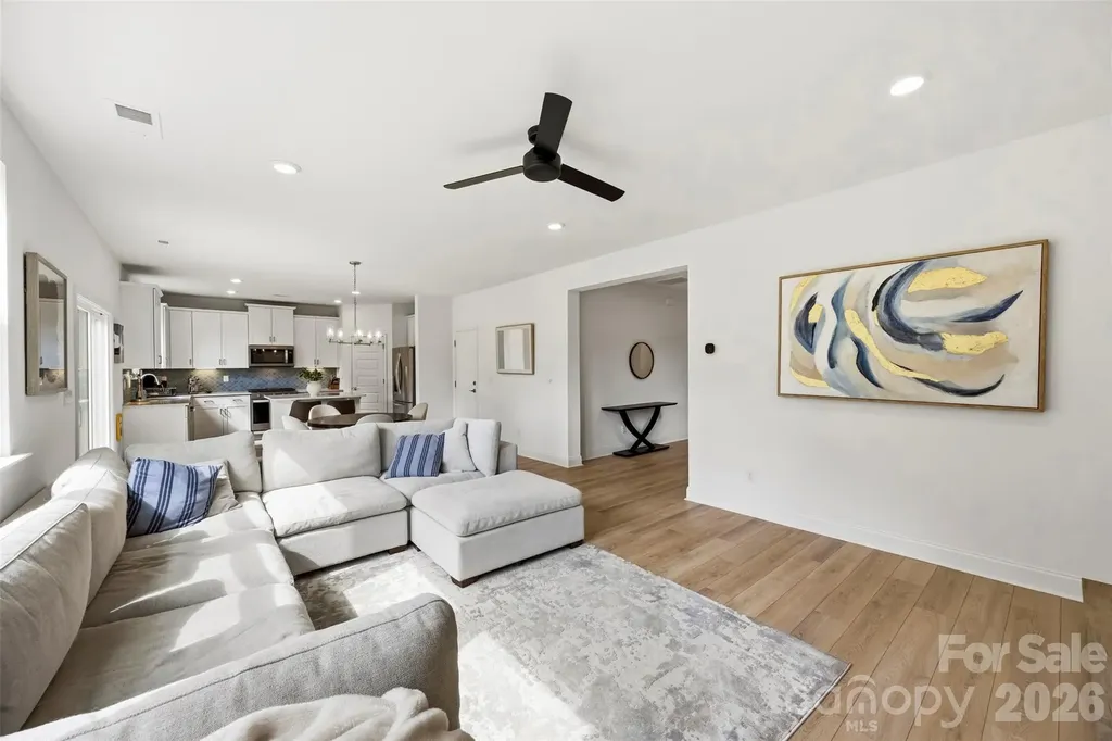 152 Lancashire Court Denver NC 28037