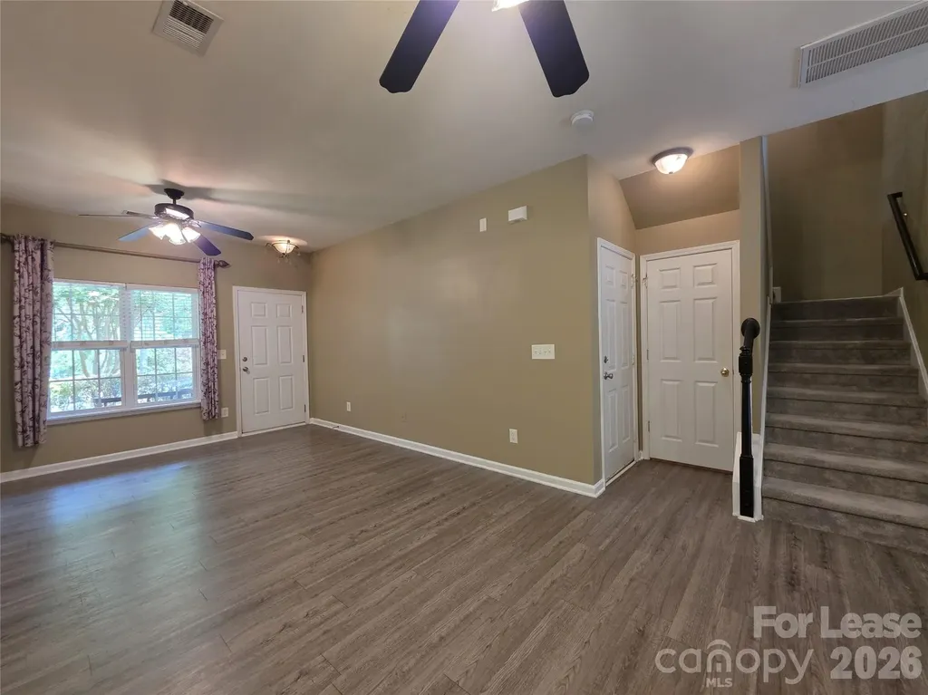 15417 Tully House Court Charlotte NC 28277