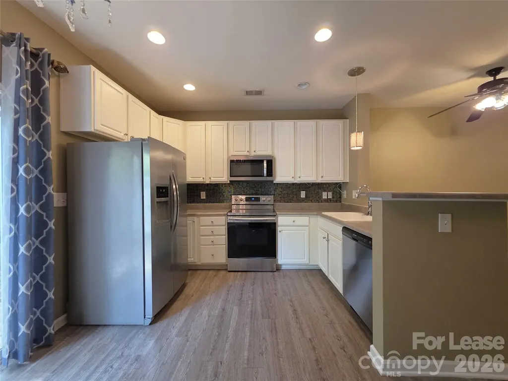 15417 Tully House Court Charlotte NC 28277