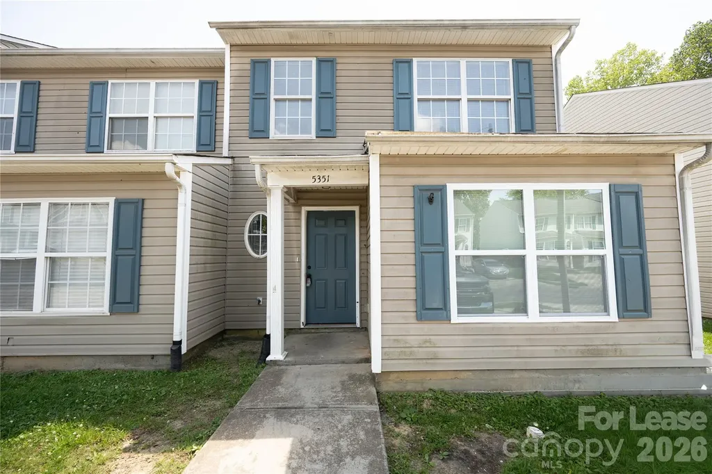 5351 Esther Lane Charlotte NC 28214