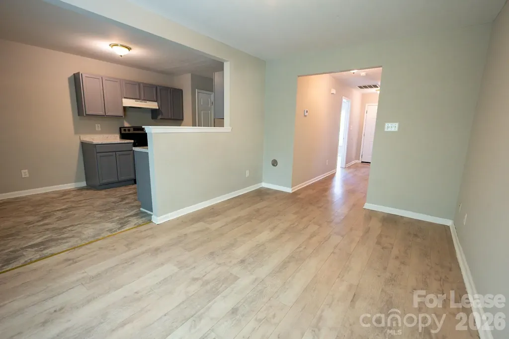 5351 Esther Lane Charlotte NC 28214