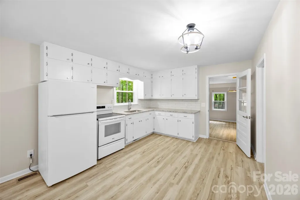 36183 Davis Drive Albemarle NC 28001