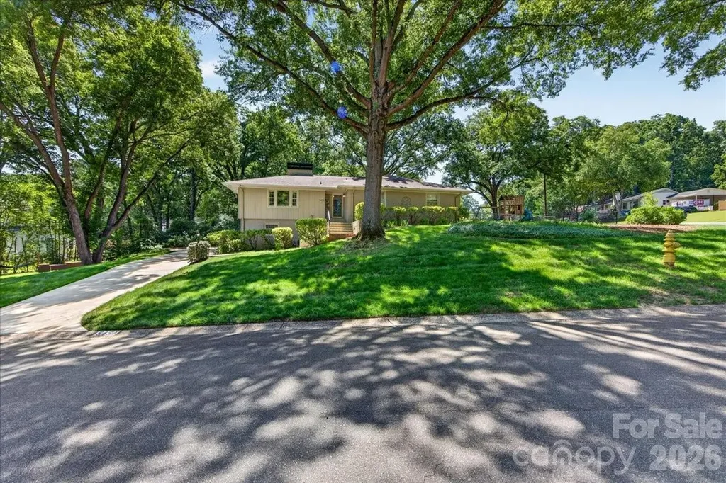 5451 Addison Drive Charlotte NC 28211