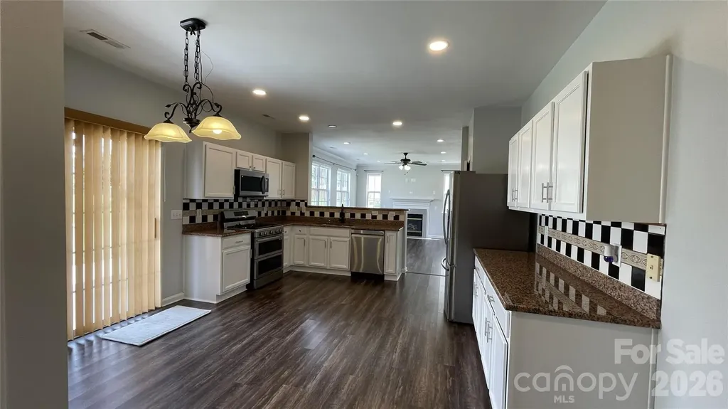 17425 Westmill Lane Charlotte NC 28277